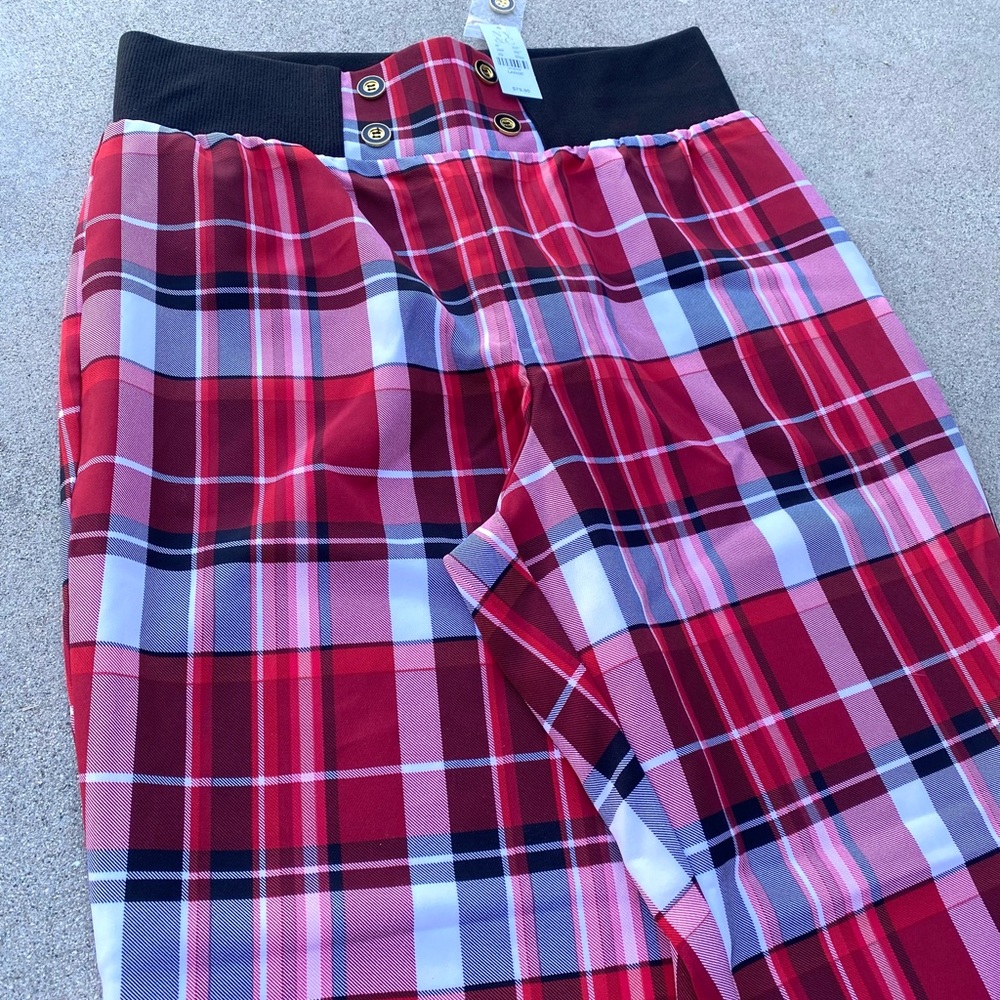 New York & Co. Plaid High Waist Jogger Pant - Picture 16 of 16